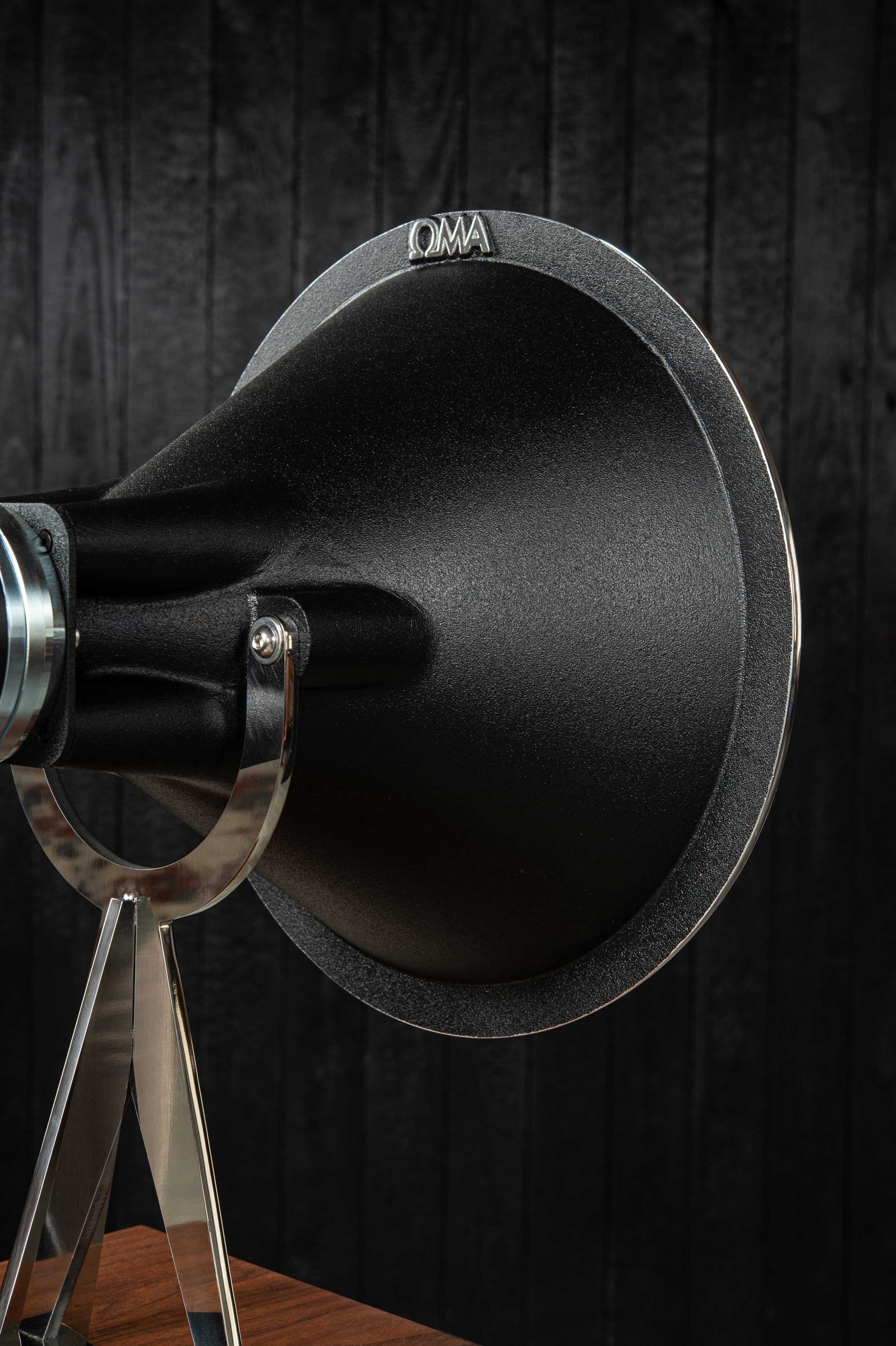 polished aluminum horns with black lacquer